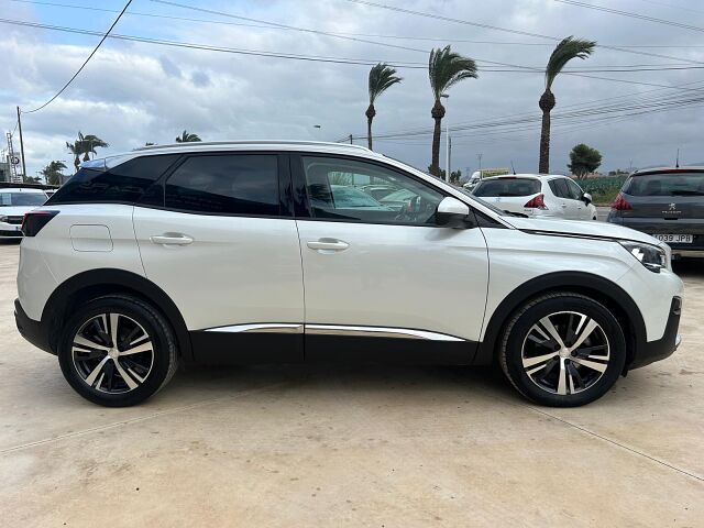 PEUGEOT 3008 ALLURE 1.5 BLUE HDI AUTO SPANISH LHD IN SPAIN ONLY 56000 MILES 2018